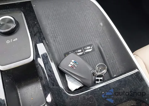 2025 Buick Enclave Preferred Fwd z USA, uszkodzony, nr VIN 5GAEVARS3SJ109441